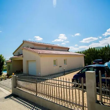 Villa Amelie Kaštel Štafilić
